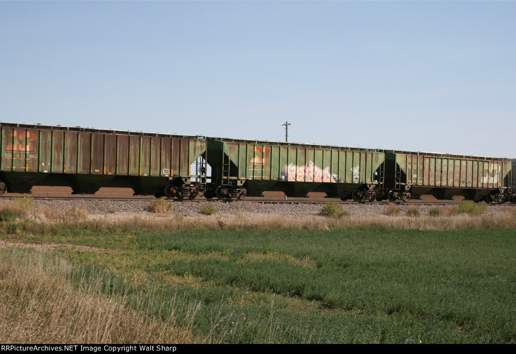 BN 472122